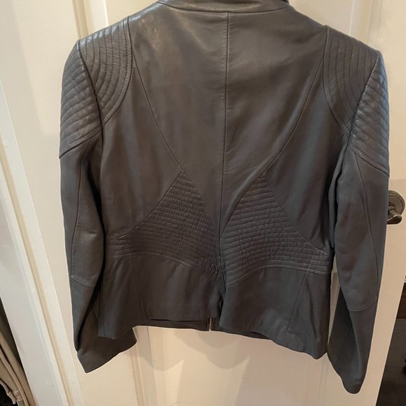 T Tahari Leather Jacket - Picture 6 of 8